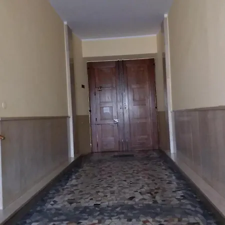 Apartamento 33 *